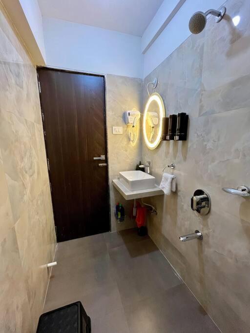 La Valentine 1 Bhk Apartament Bombaj